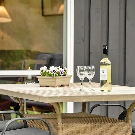 Markvor - 400m From The Sea By Interhome