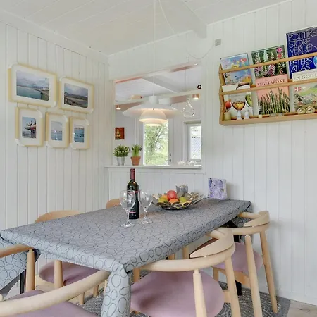 Markvor - 400m From The Sea By Interhome *