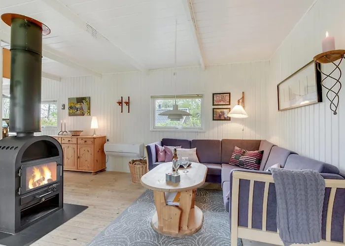 Markvor - 400m From The Sea By Interhome